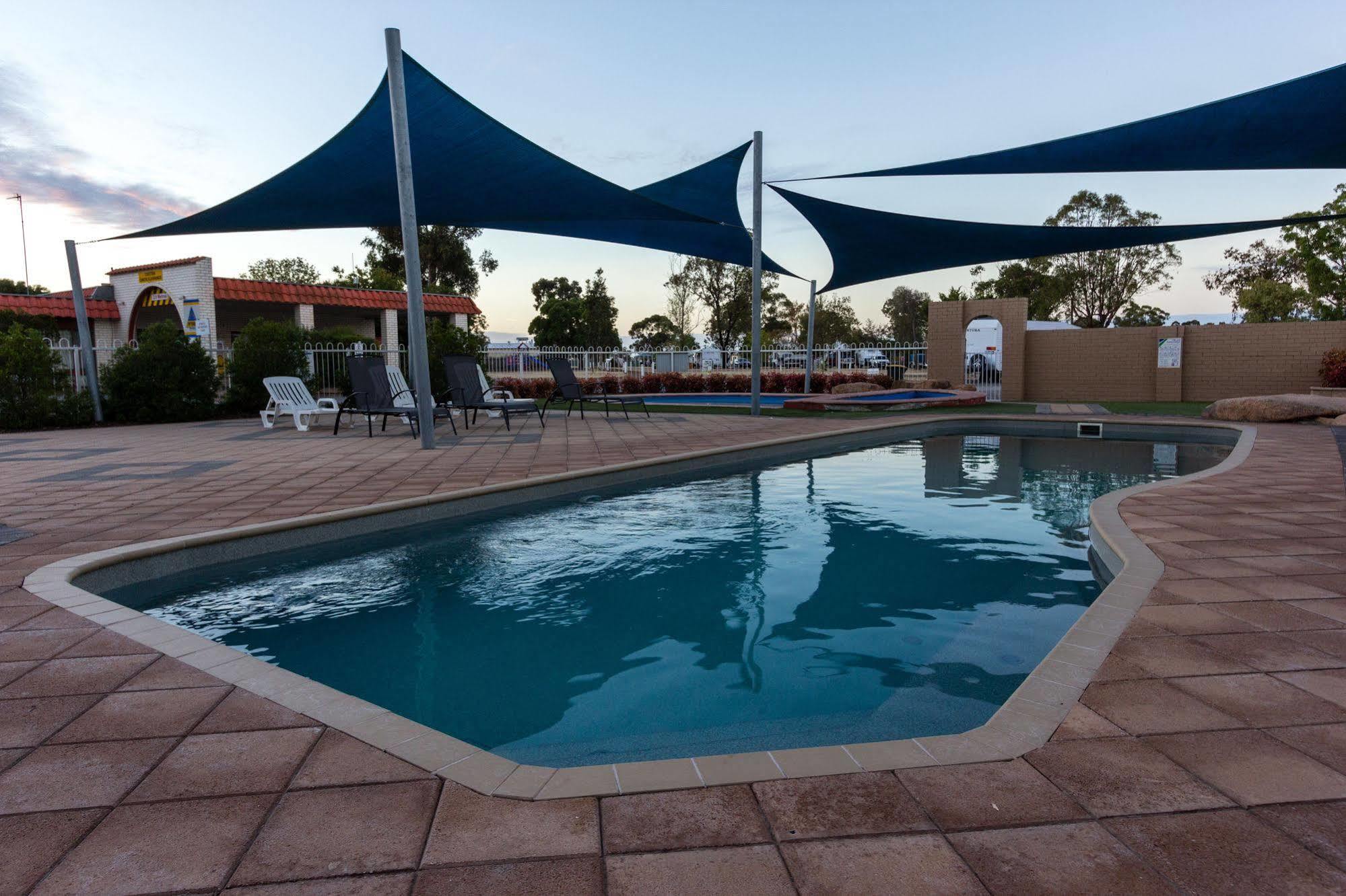 Horsham Holiday Park Exteriör bild